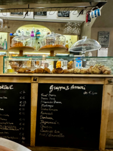 The Tastiest Gluten-Free Milan Bakeries bistro.webp